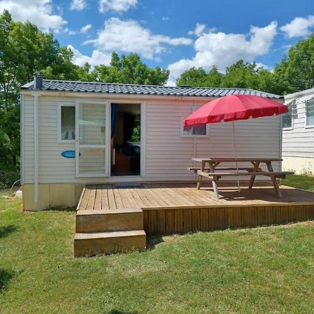 Flo'S Mobil-Home Saillagouse Exterior photo