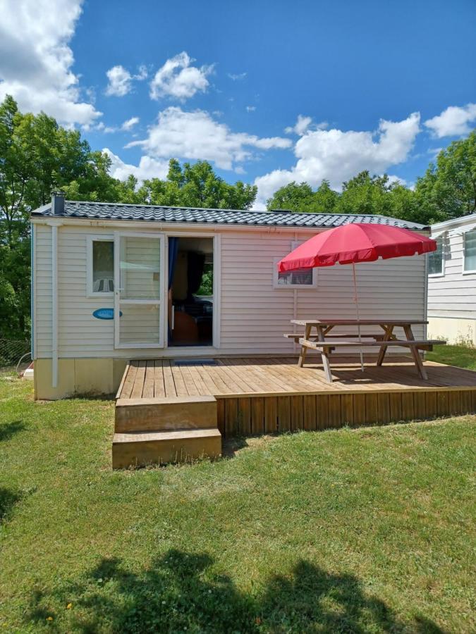 Flo'S Mobil-Home Saillagouse Exterior photo